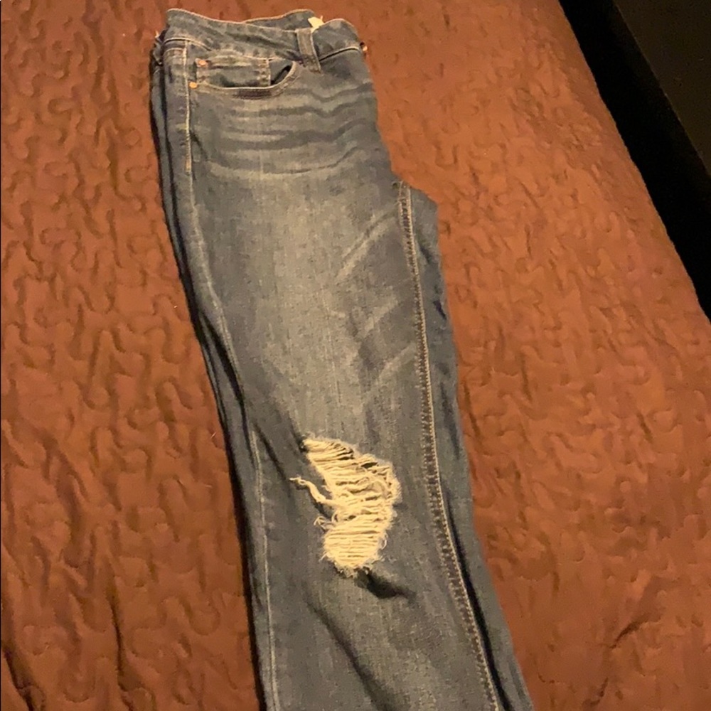 Refuge jeans size 2. - Picture 2 of 4
